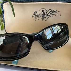 MAUI JIM Punchbowl MJ219 Like new sunglasses with New polarized lenses$$ 😎 NiCE
